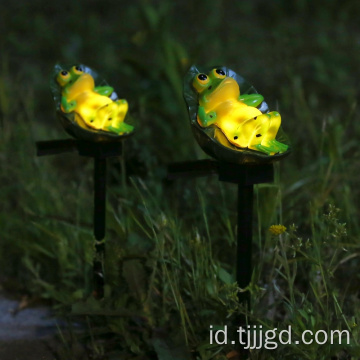 Lampu resin surya berbentuk katak